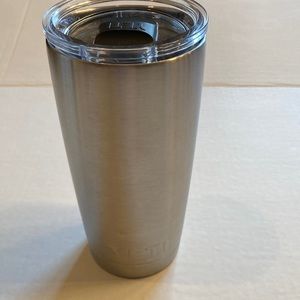 YETI Rambler 20 oz. tumbler